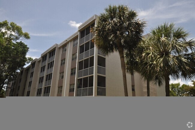 Building Photo - One Month FREE – Limited Time Only! Unit 407 Rental