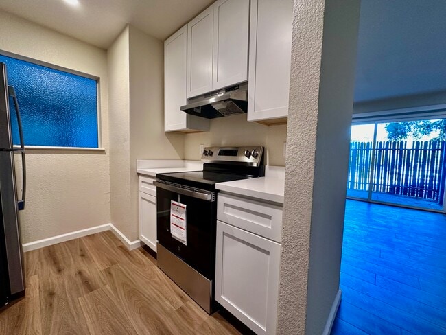 Photo - 415 Ignacio Blvd Unidad 139