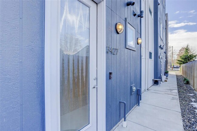 Photo - 3427 W 16th Ave