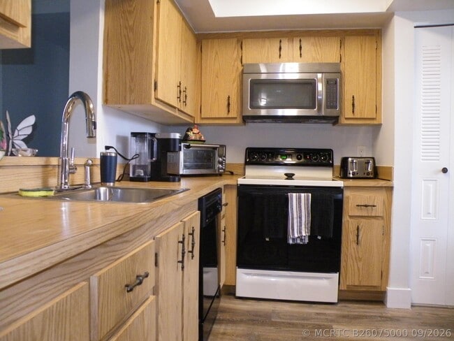 15 Willowbrook Ln Unit 108