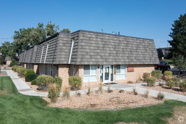 Aztec Villa Apartments - Aztec Villa Apartments