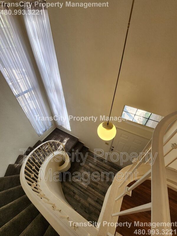 Photo - 839 S Westwood