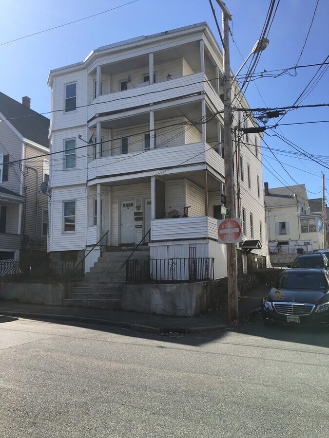 Photo - 74-76 Gershom Avenue Unidad 2