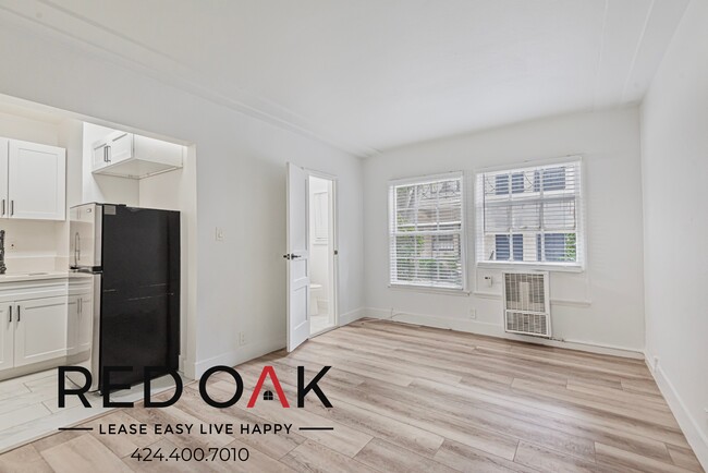 851 1/4 S Kenmore Ave-24 - 851 1/4 S Kenmore Ave-24 Condo Unit 24