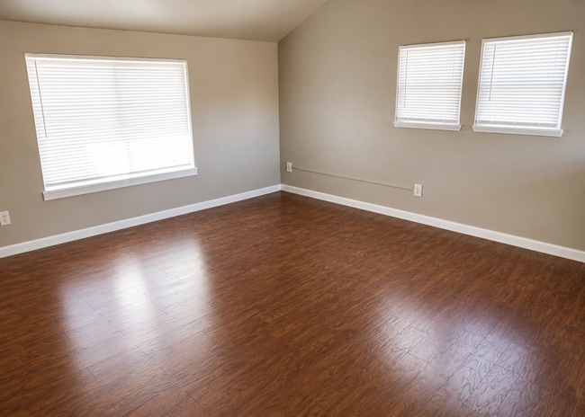 Photo - 139 Pine St Unit 2