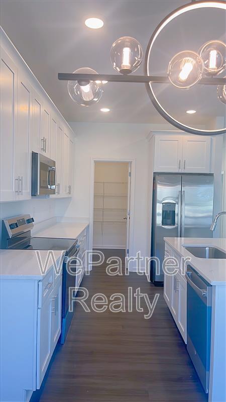 Photo - 3 Sandstone Dr