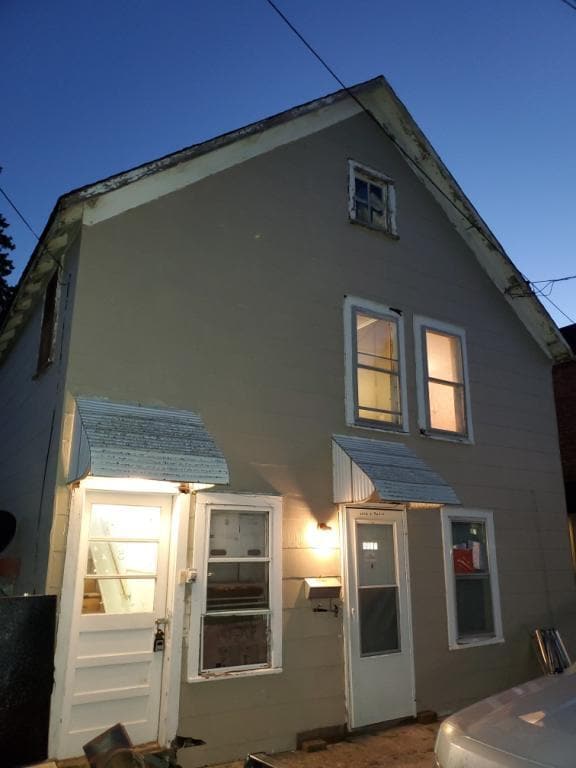 Building Photo - 209 1/2 N Pearl, #2-Apt2 Unit Apt2