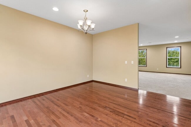 Photo - 10002 Gentian Dr