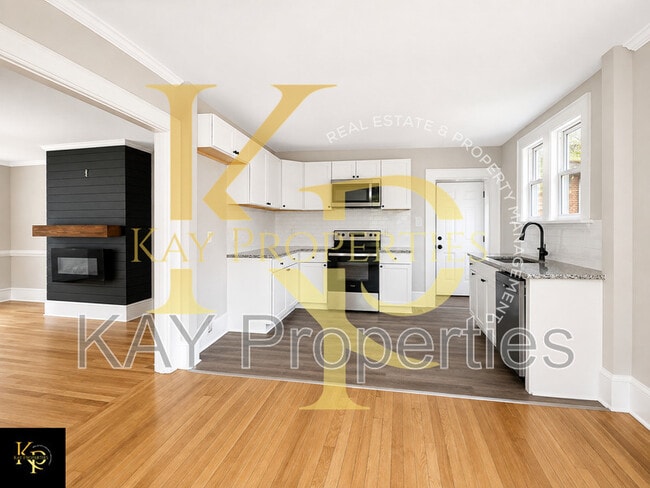 Photo - 817 Marigold St