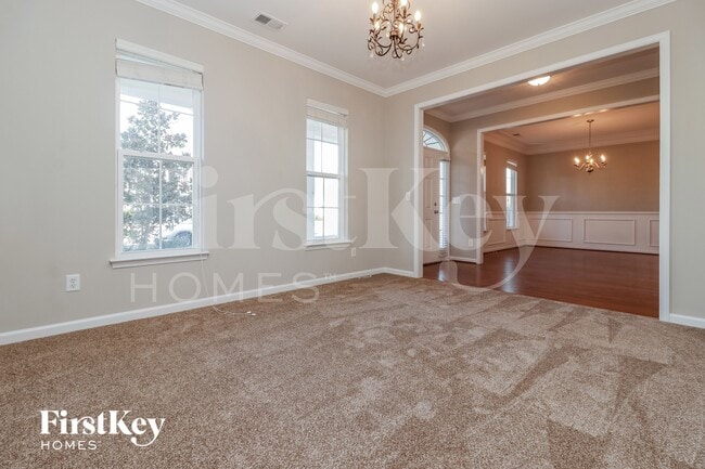 Photo - 519 Chaff Ln