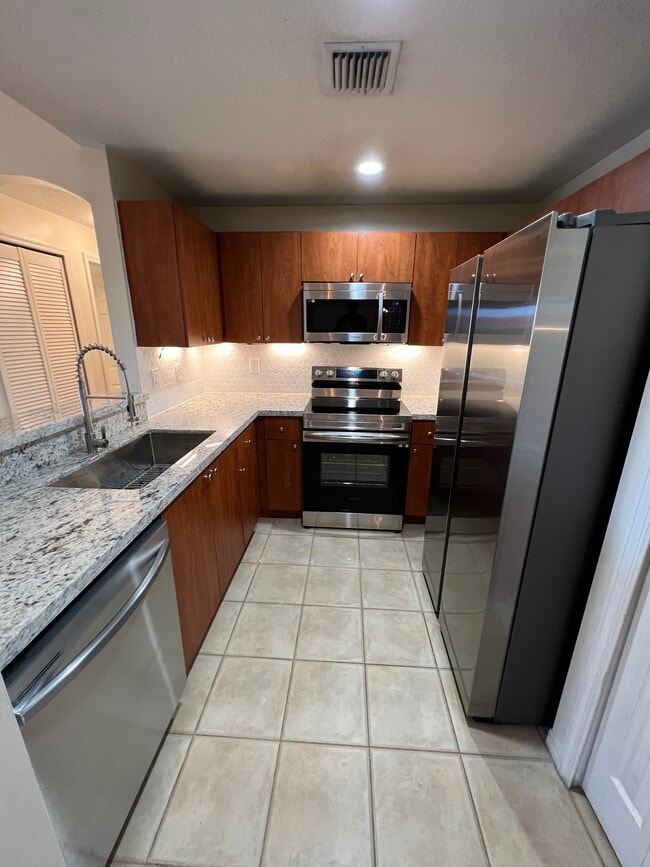 Photo - 6360 NW 114th Ave Unit 233