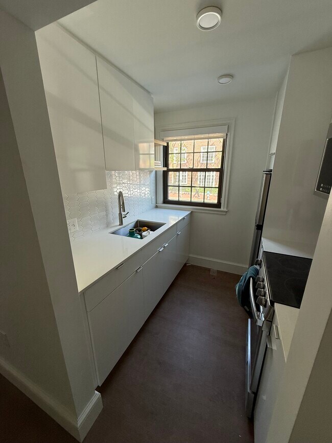 Photo - 1210 Massachusetts Ave Unidad 1