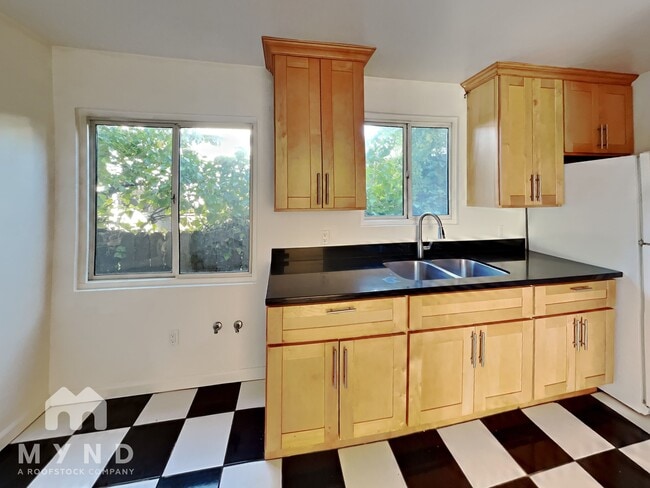 Photo - 2820 Garden St Unit A