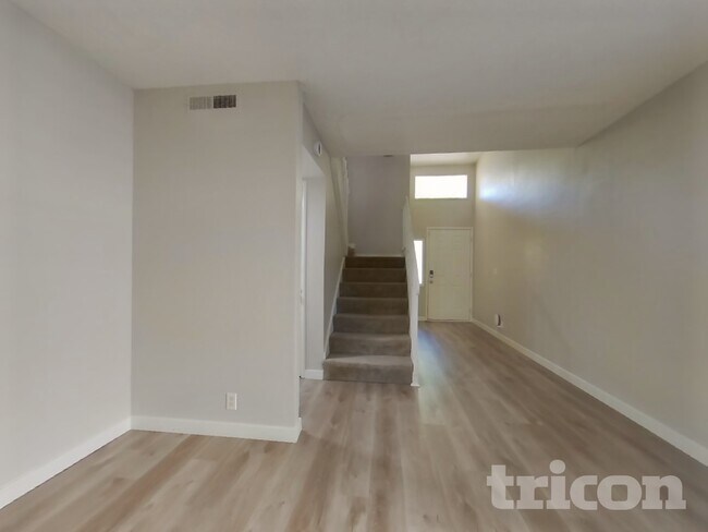 Photo - 1107 Nadene Dr