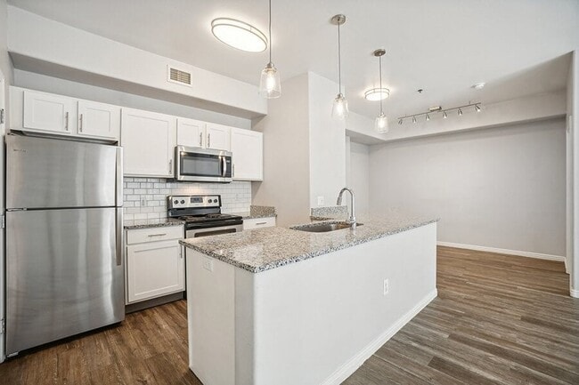 Photo - Altitude on Fifth