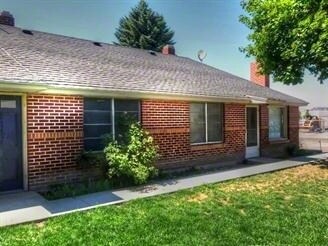 Photo - Oak Street Apartments