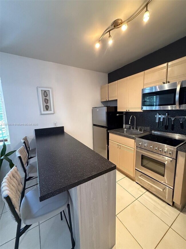 Photo - 601 Michigan Ave Unit 3