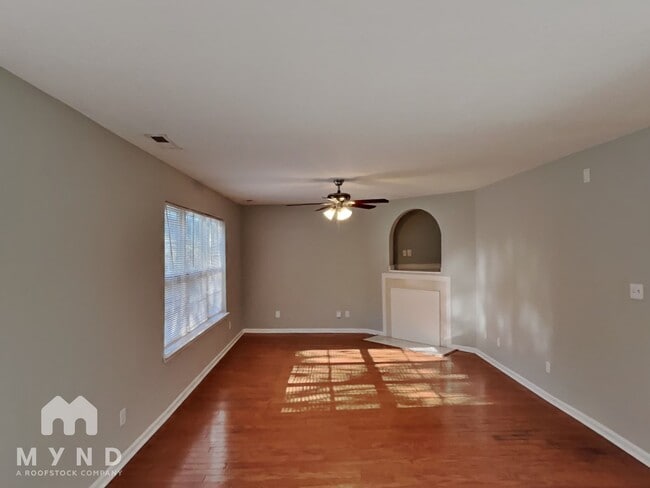 Photo - 10922 Olde English Dr