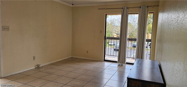 Photo - 2865 Winkler Ave Unit 416