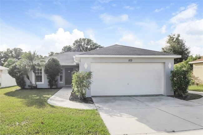 Photo - 103 Eagle Point Blvd House