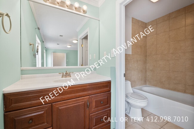 Photo - 2642 Mt Royal Rd