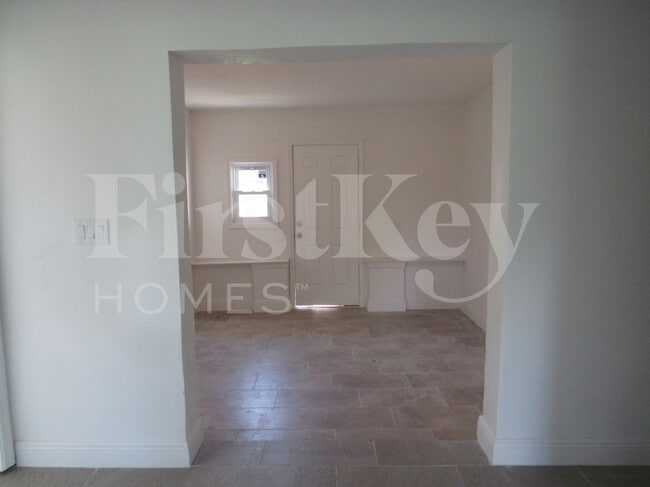 Photo - 7347 Barragan Rd