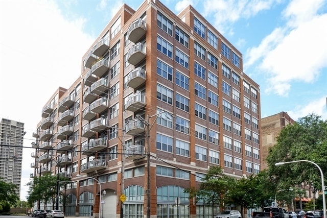 Photo - 933 W Van Buren St Condo Unit 404