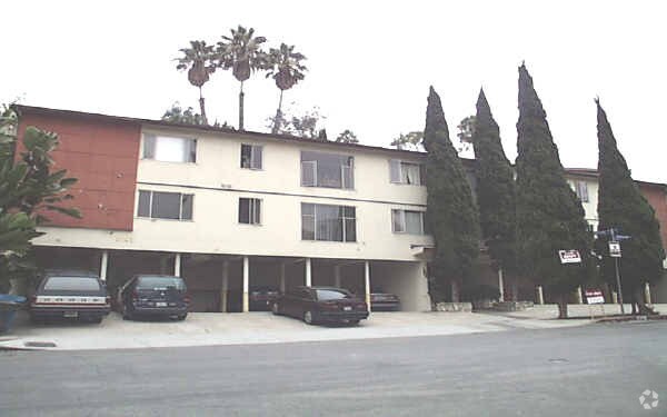 Building Photo - 8741-8743 Shoreham Rental
