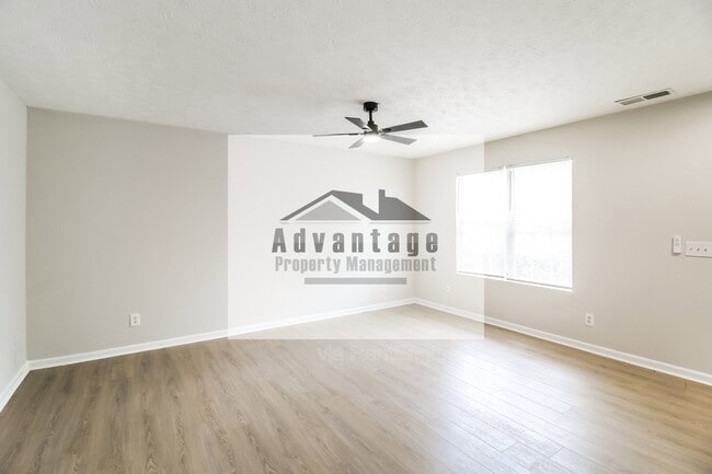 Photo - 2878 Norfair Loop