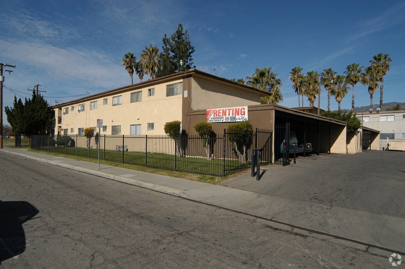 Cedarwood Apartaments - Cedarwood Apartments