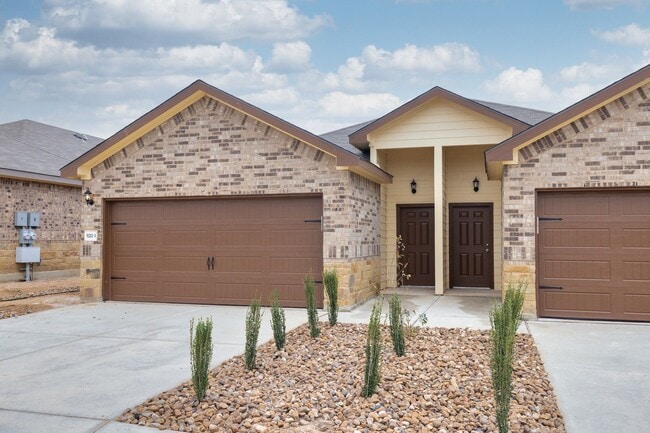 9211 Canyon Bnd