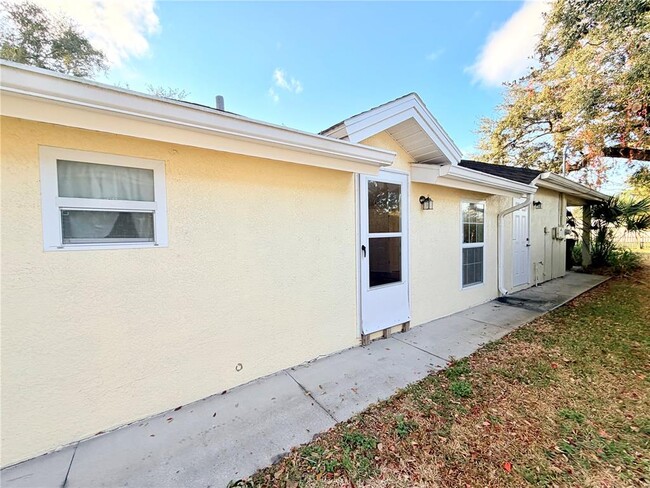 Photo - 1020 2nd Ave NW