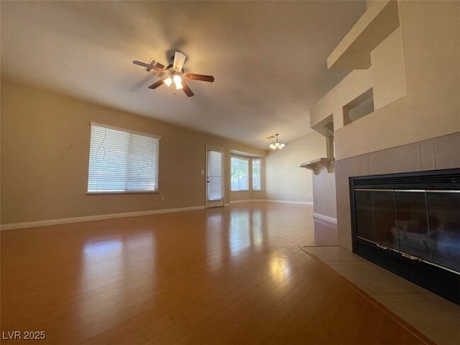 Photo - 5728 Owl Butte Ct