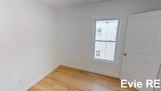 Photo - 51 Hano St