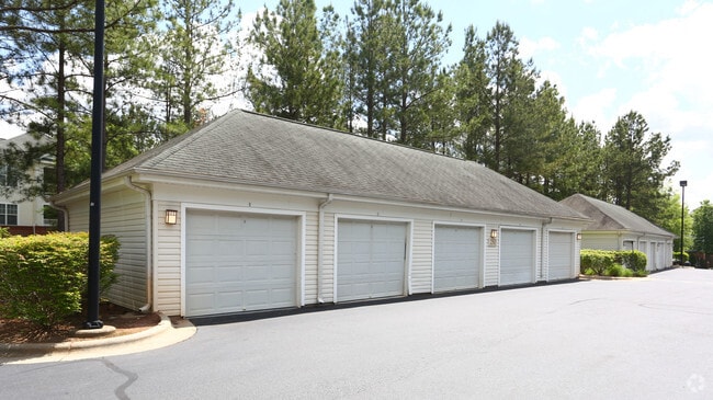 Photo - Falls Pointe at the Park Apartments