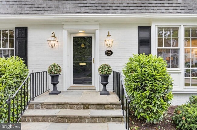 Photo - 5973 Searl Terrace