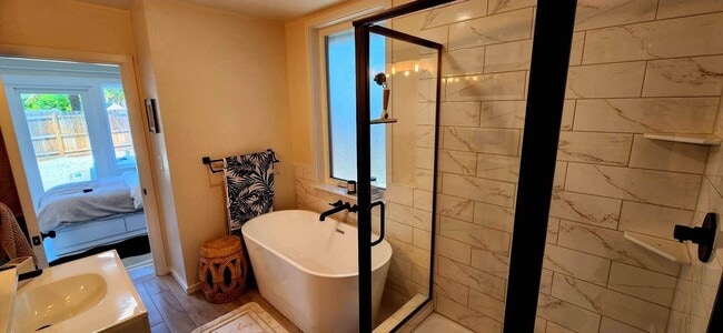 Photo - 2818 Hawaiian Ave Unidad A
