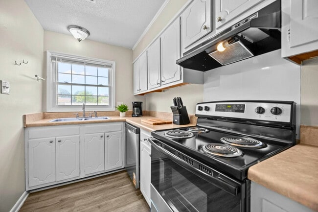 Azalea Gardens Apartments