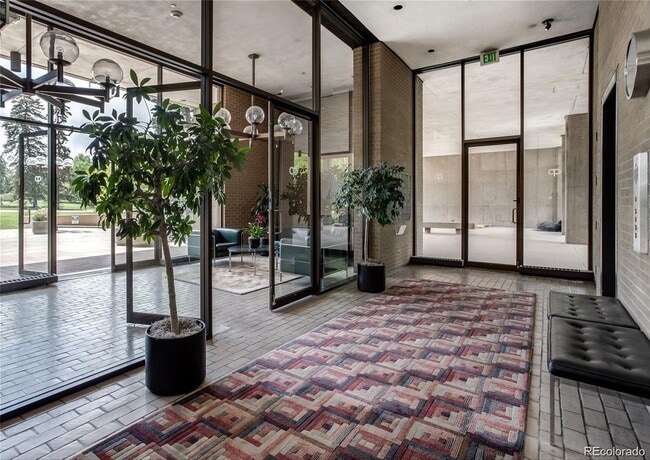Photo - Stunning 1 bed 1 bath 10th floor unit overlooking the park!