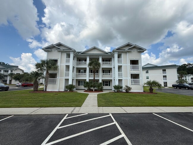 Building Photo - 673 Tupelo Ln Unit 19H