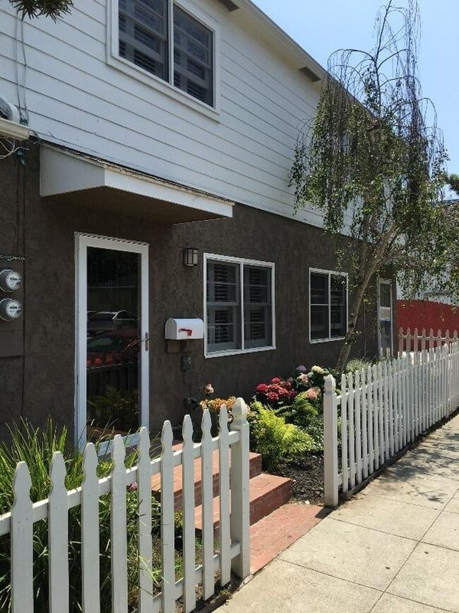 Photo - 422 Pacific St