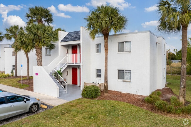 Photo - Peppertree Apartments