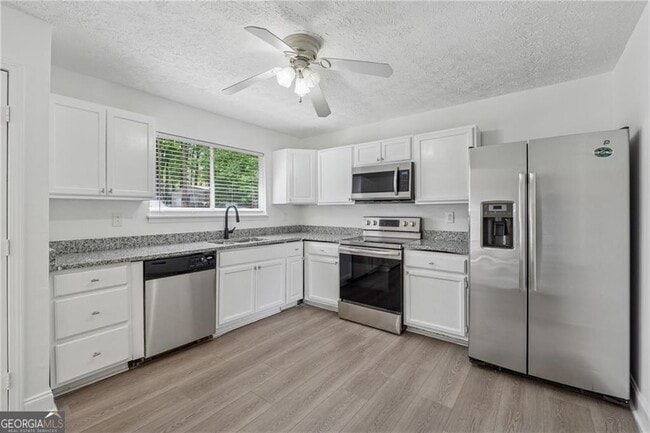 Photo - 9176 Greenwood Dr