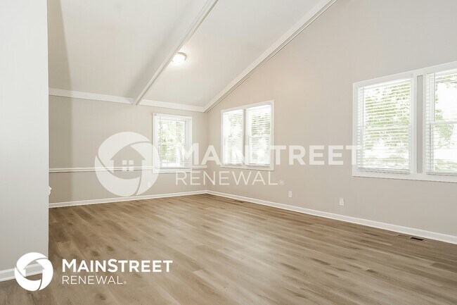 Photo - 4000 Perth Pl