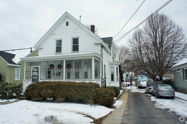 Building Photo - 109 4th Ave Unit 2F Rental