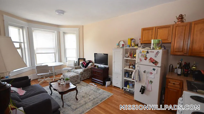 Photo - 881 Huntington Ave Apartment Unit 5