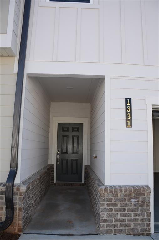 Photo - 1331 Pt Pl Dr