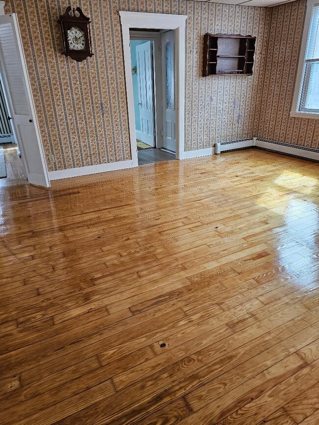 Photo - 168 Linden St Apartments Unit 2
