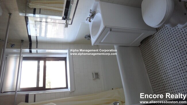 Photo - 349 Pleasant St Unit B1-15