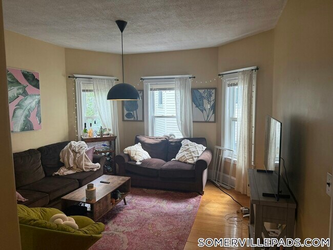 Photo - 189-191 Lowell St. Unit 2